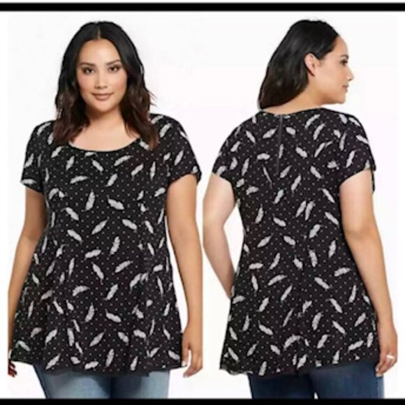 torrid Tops - Torrid Zip-Back Feather and Polka Dot Black Short Sleeve Blouse – 3X